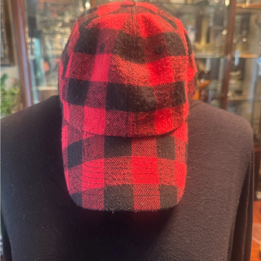 KBETHOS Red and Black Plaid Hat